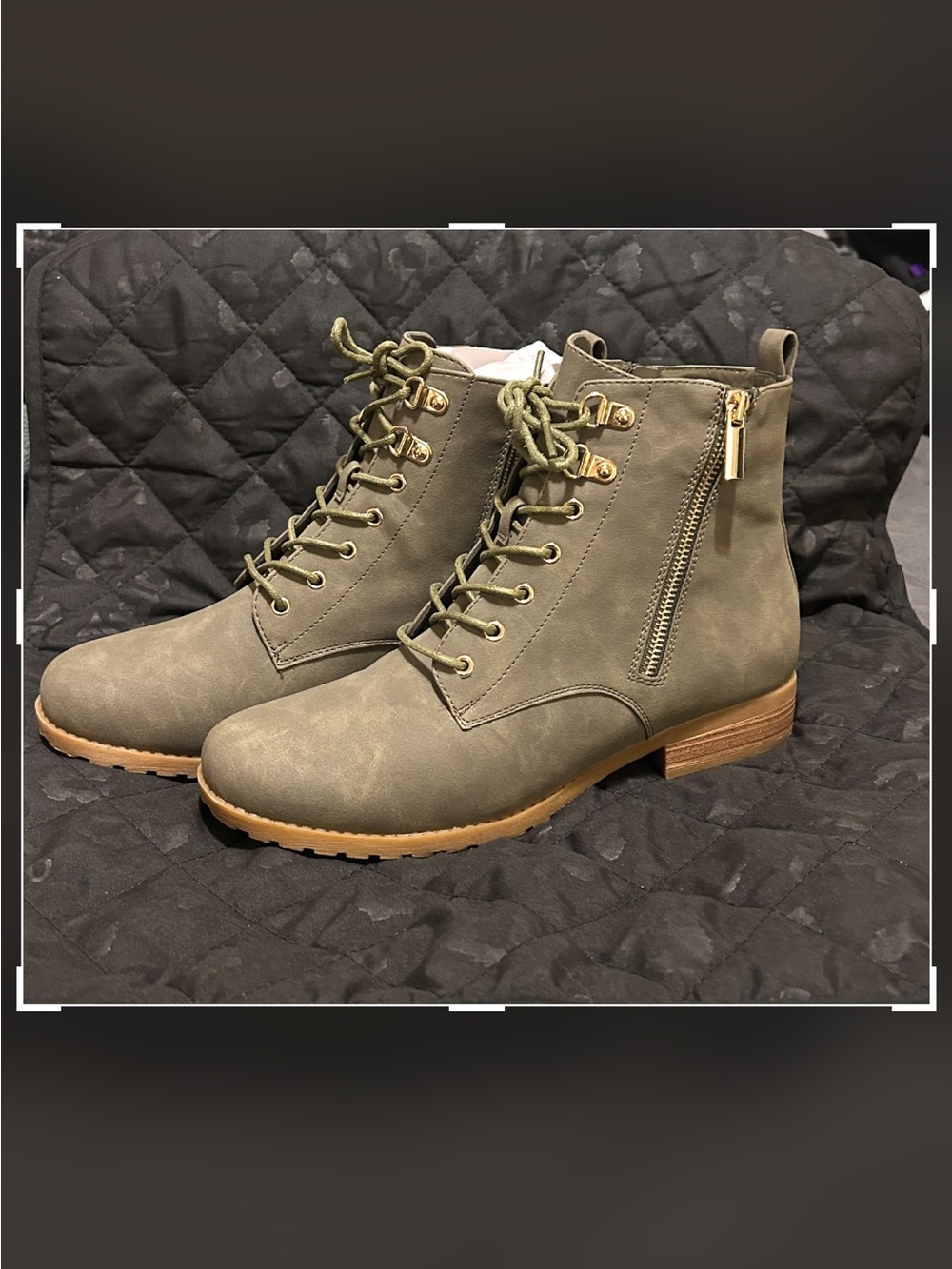 NWOT Olive booties